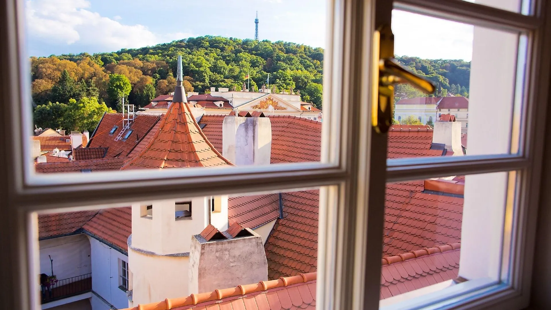 Hotel Golden Key Prague Castle 4*,