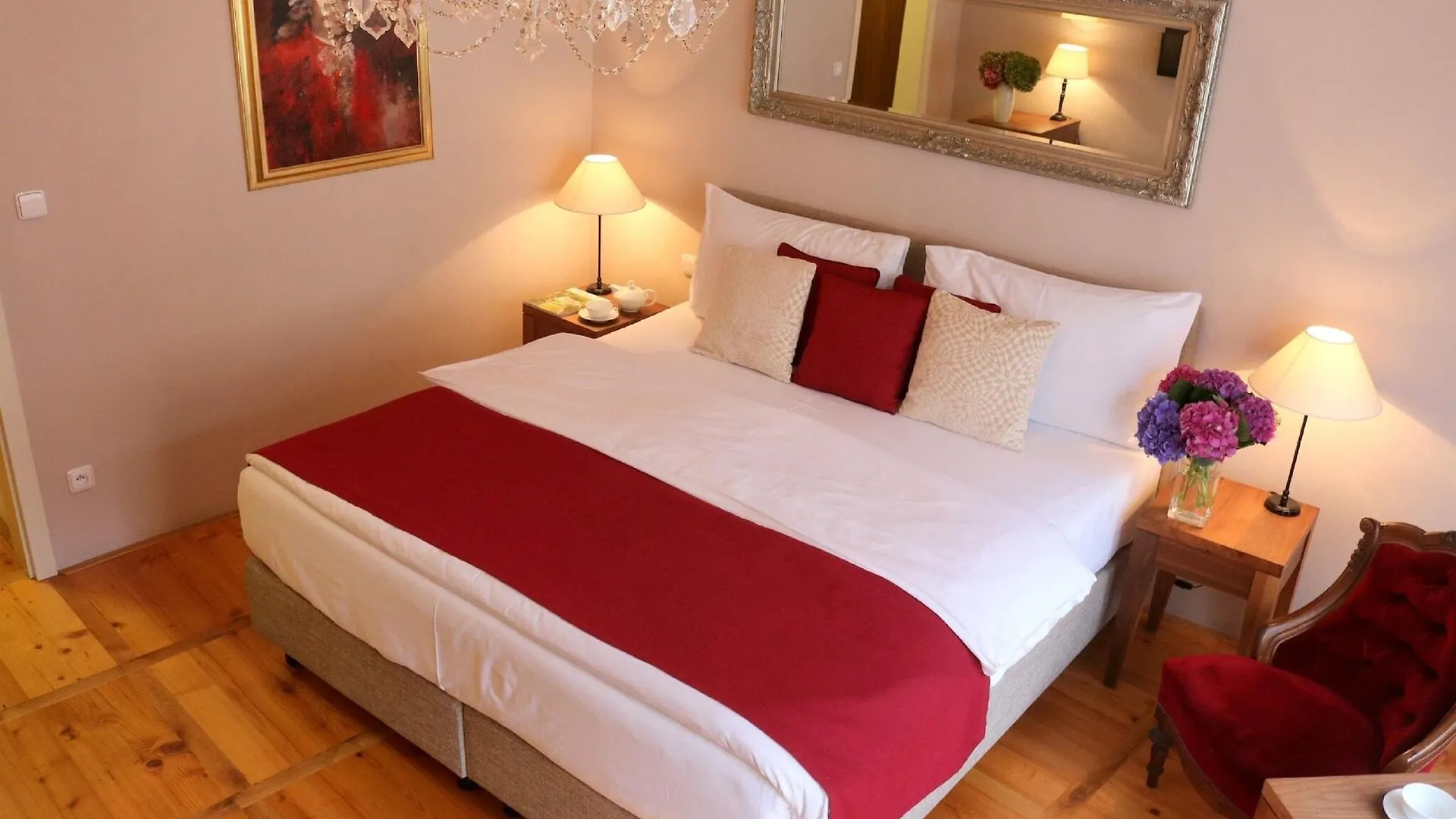 Hotel Golden Key Prague Castle