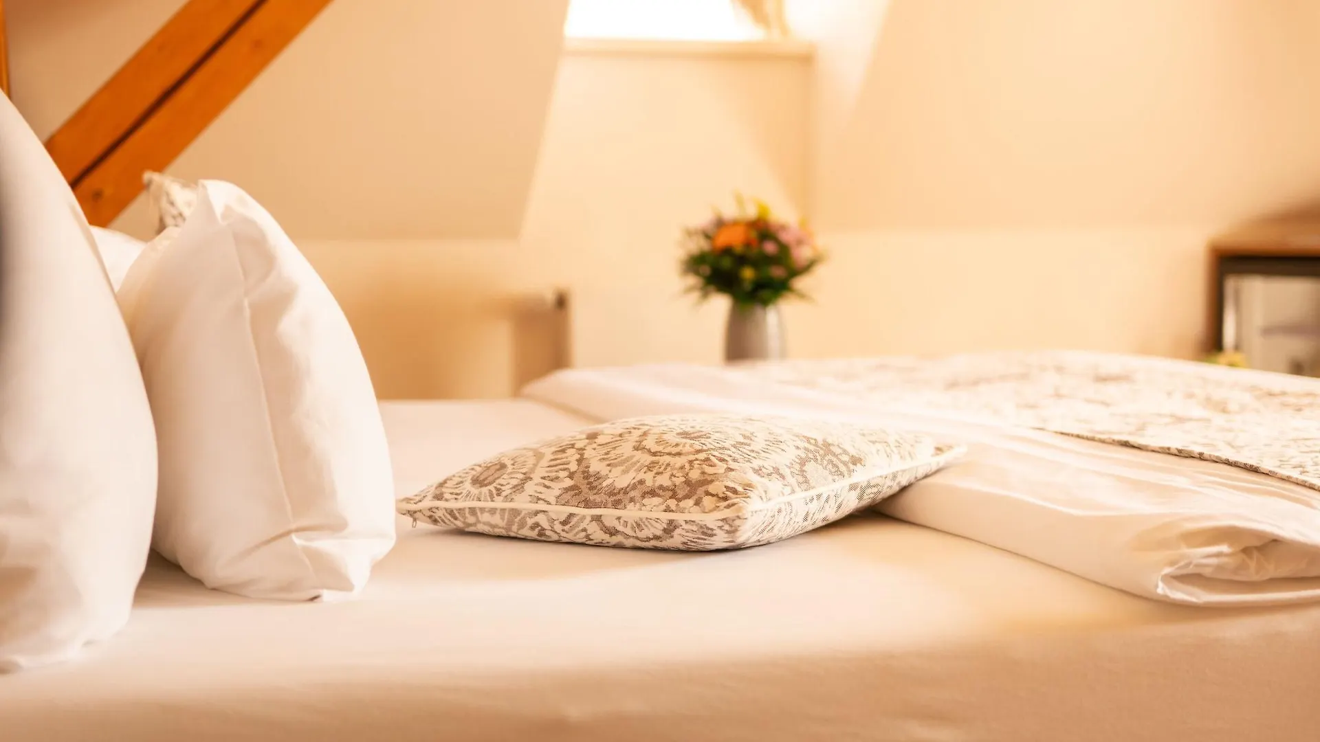 Hotel Golden Key Prague Castle 4*,