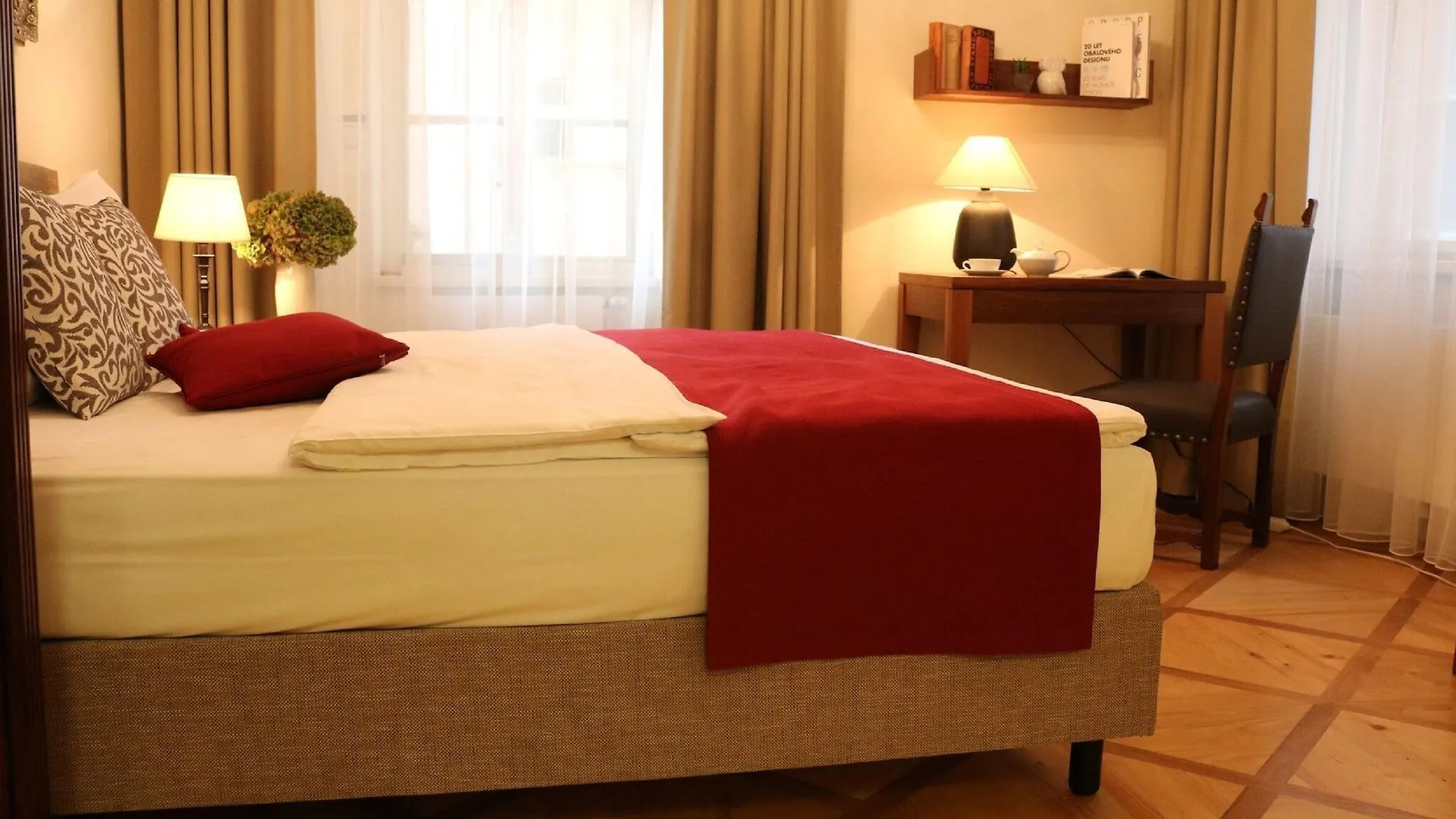 Hotel Golden Key Prague Castle